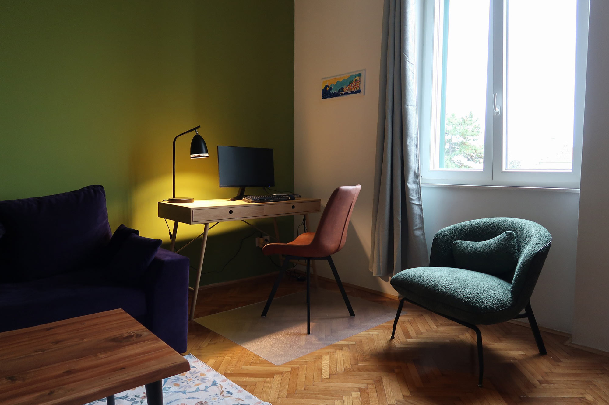 Radni kutak u apartmanu