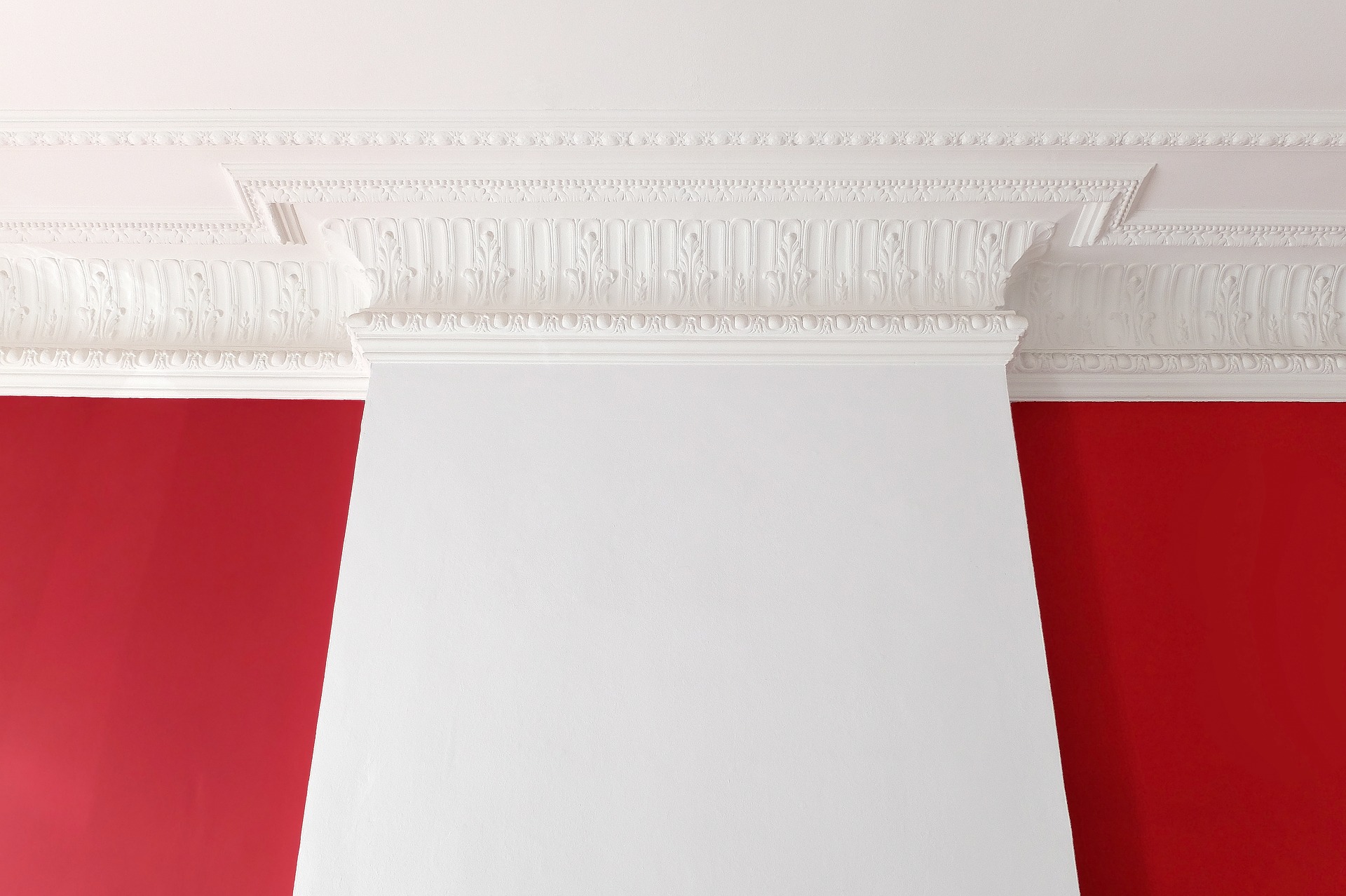 crveno bijeli zid u stanu