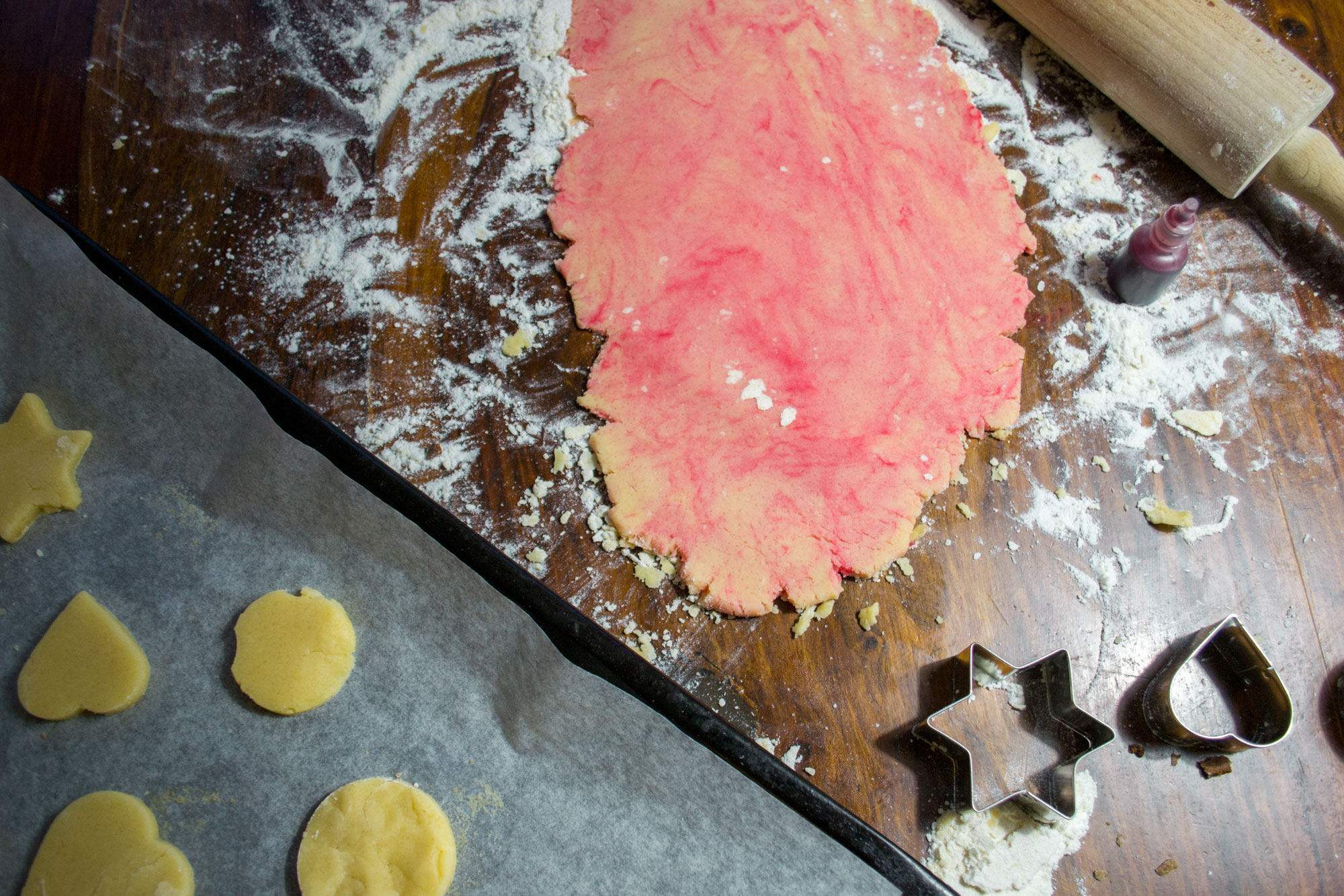 Domaći kolač s orasima - jednostavan recept - tijesto u boji