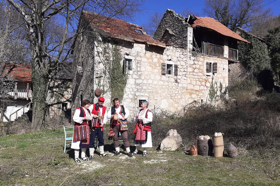 Stari Popovići