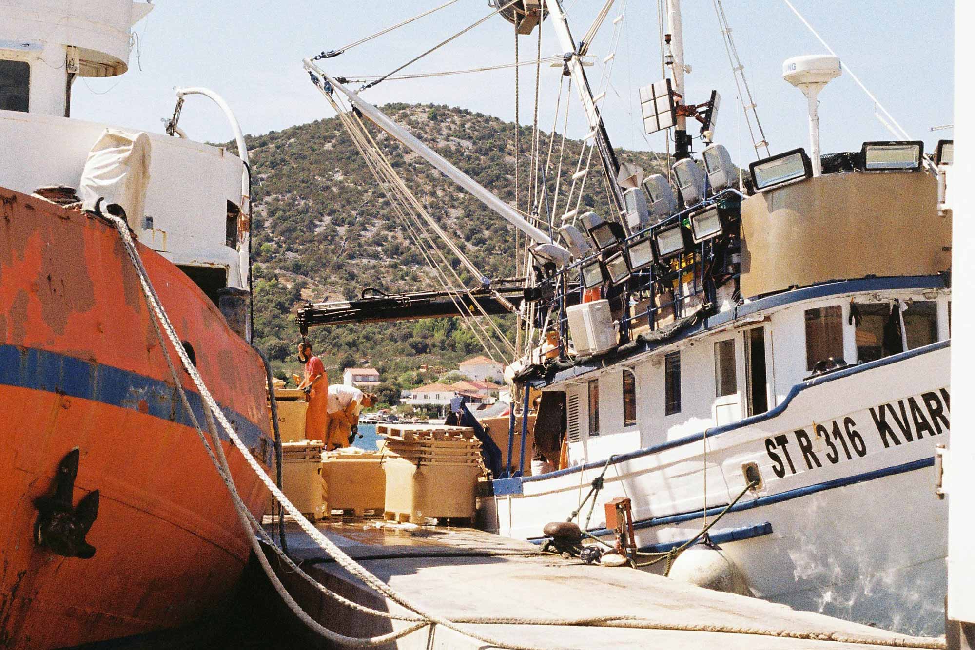 2. korak za čuvanje života na našem planetu: Koće pred polazak u ribolov